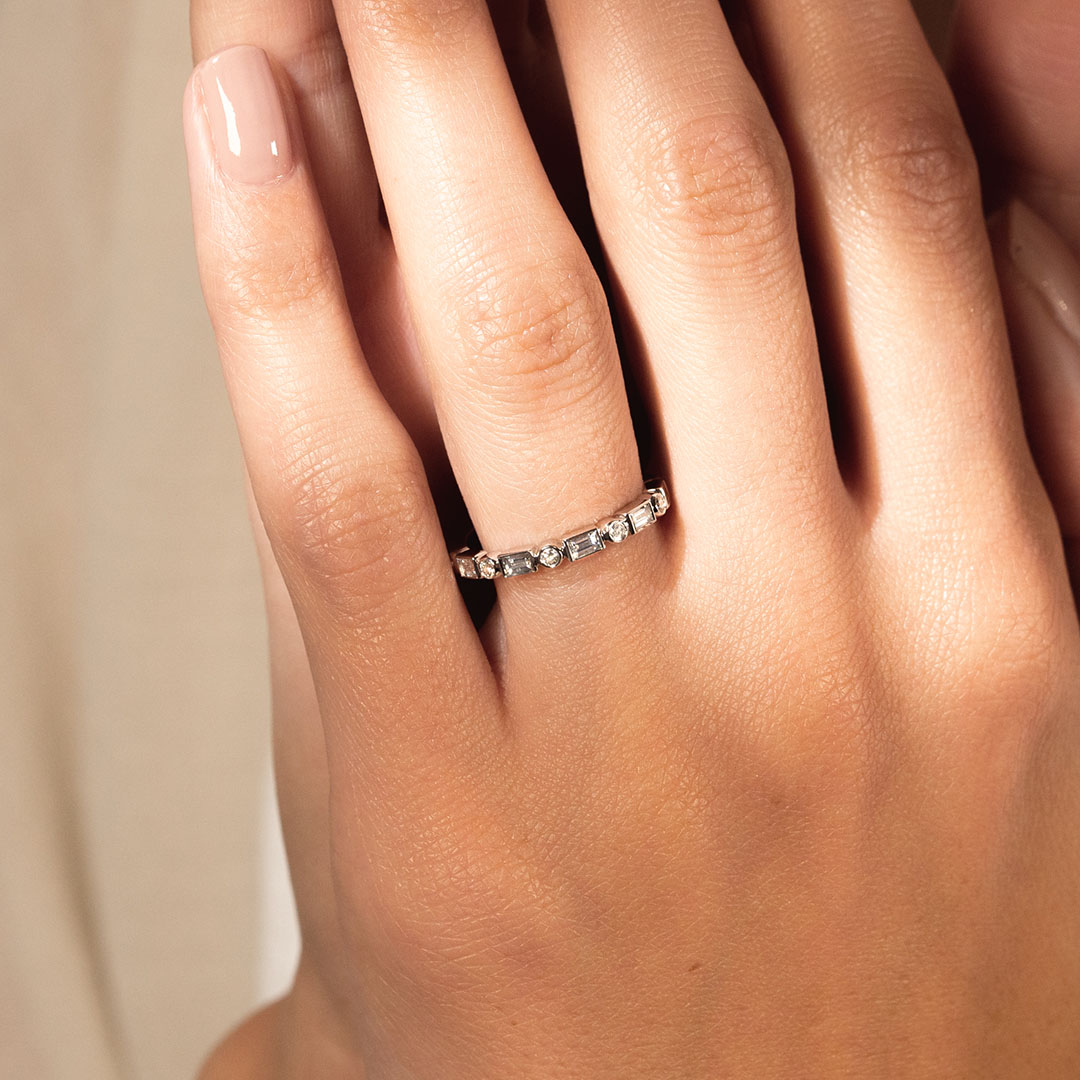 Alliance en diamants  Art Déco